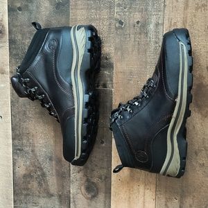 Timberland 22913  Brown Leather Hiking Trail Boots Sz 6 Boys